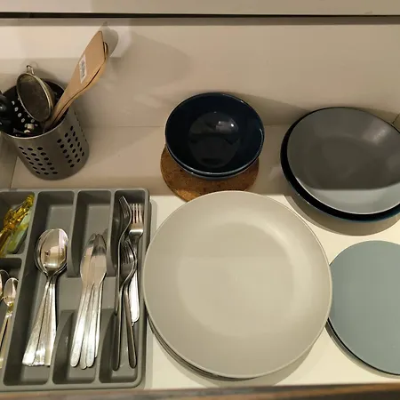 Cozy 1 Bdrm, Center, Solunska Near Vitoshka Street Apartamento Sofía