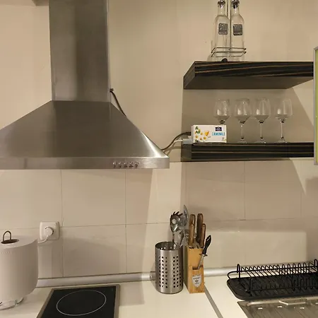 Cozy 1 Bdrm, Center, Solunska Near Vitoshka Street